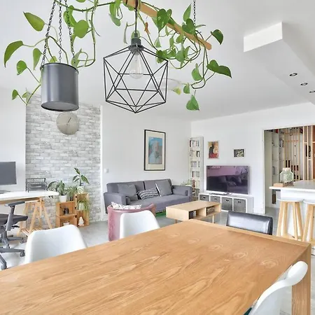 Appartement Beautiful And Bright 3 Bed Near La